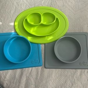 3 ezpz self suctioning mats